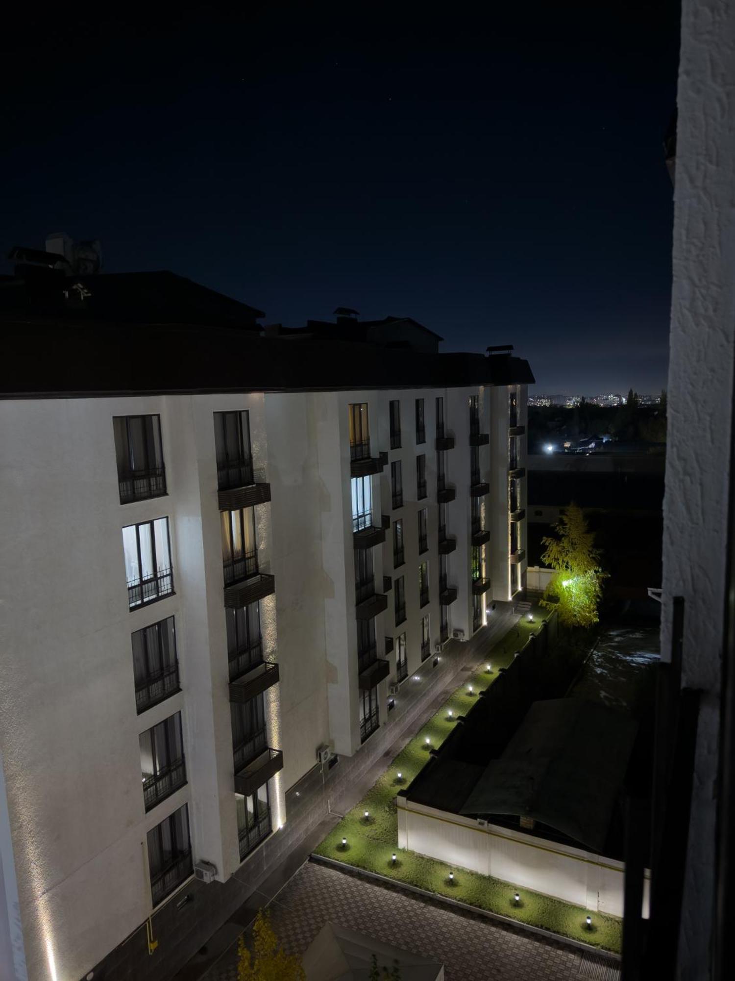 Casablanca Apart Hotel Bishkek Exterior photo