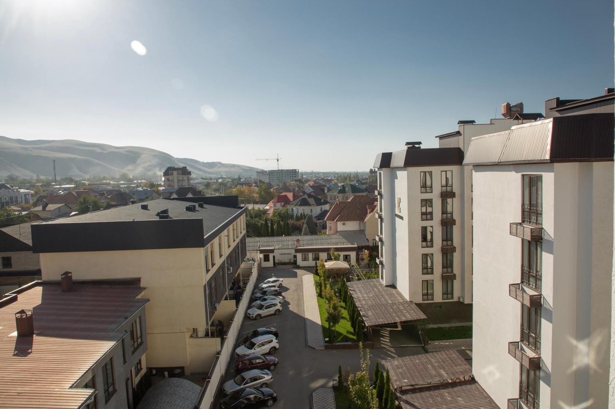 Casablanca Apart Hotel Bishkek Exterior photo